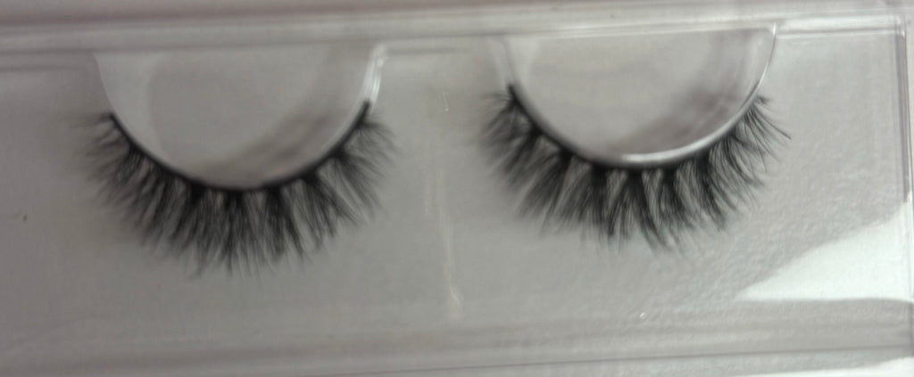 Sacred Beauty Luxe Lashes