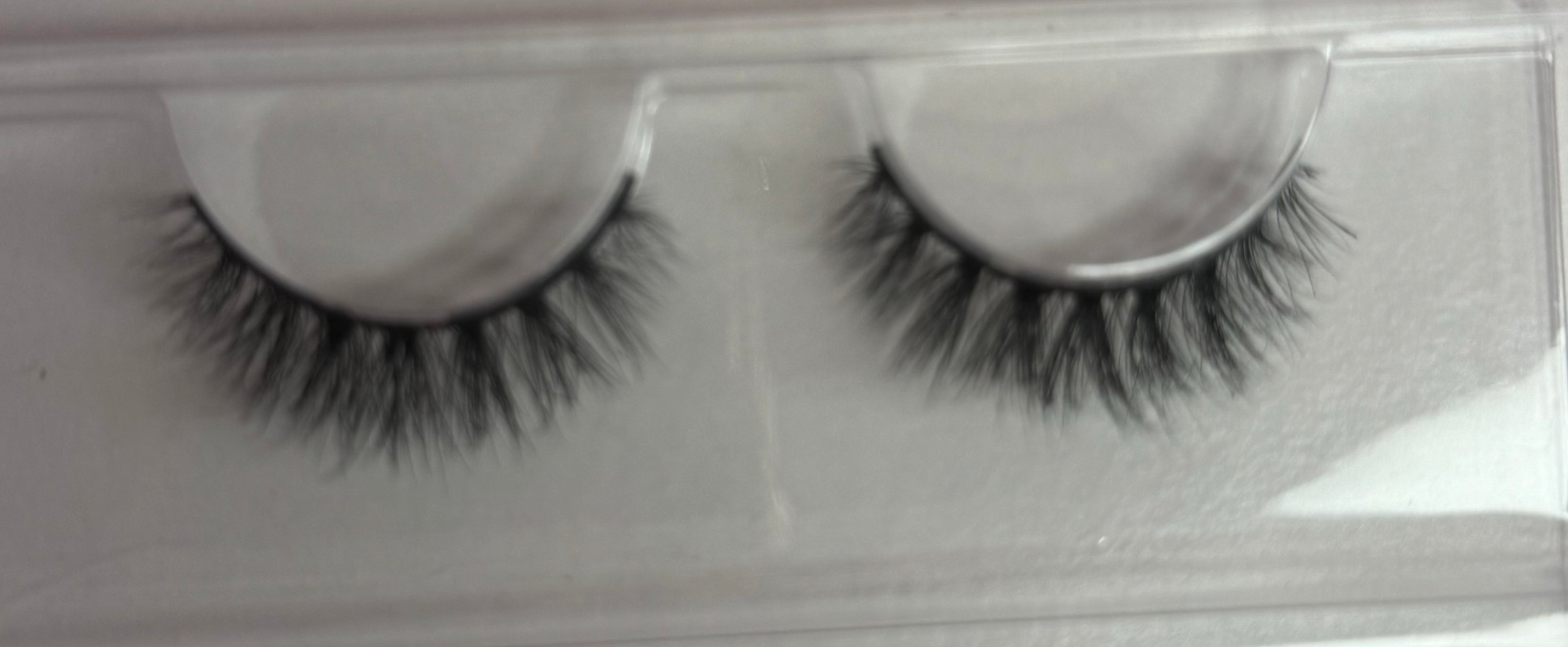 Sacred Beauty Luxe Lashes
